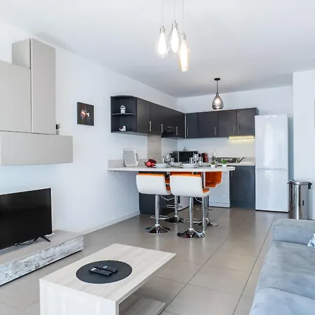 1-br Swimming Pool 100m From The Beaches Cannes